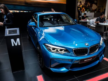 Bmw M2 Coupe Motor Expo 2017'de sergileniyor.