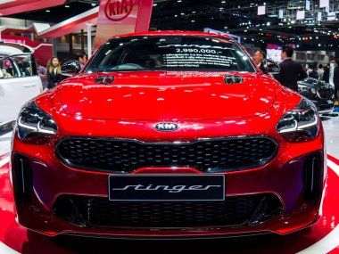Kia ringer Bangkok Uluslararası Otomobil Fuarı'nda ekranda 2018.
