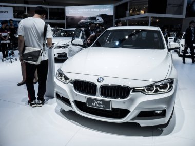 Bangkok Uluslararası Motor Show'da sergilenen Bmw 320d m spor 