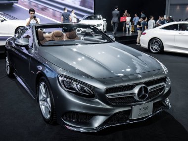 Mercedes benz s 500 cabriolet Bangkok Internationa ekranda