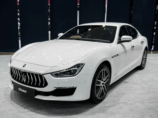 Maserati ghibli Bangkok Uluslararası Motor Show'da ekranda 2