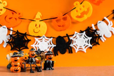 Süs seti Cadılar Bayramı festivali ile arka plan.