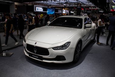 Maserati ghibli Bangkok Uluslararası Motor Expo 2'de sergileniyor