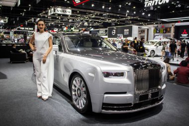 Rolls royce Bangkok International Motor Expo 2018'de sergileniyor.