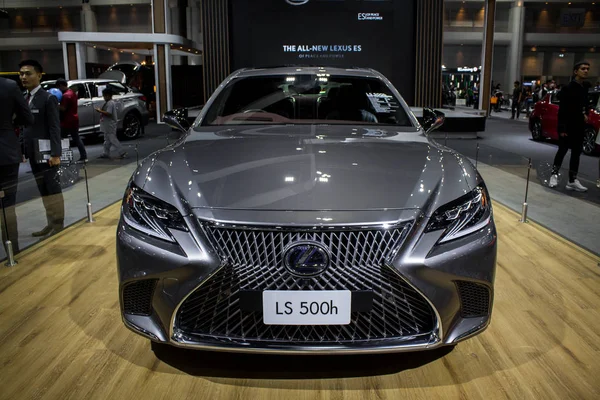 Lexus LS 500h in mostra a Bangkok International Motor Expo 201 — Foto Stock