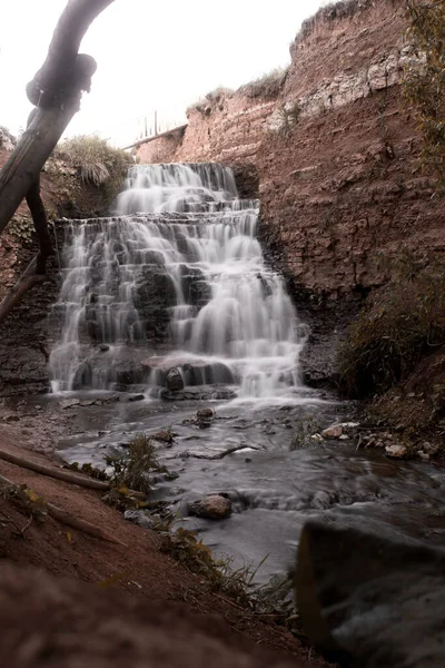 Uitzicht Waterval Van Dichtbij Bergen Rivier Waterval Landschap Waterval Rivierlandschap — Stockfoto