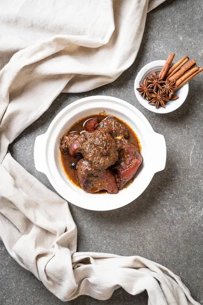 Herb Phuket Tayland Geleneksel Gıda Tarzı Ile Domuz Eti Güveç — Stok fotoğraf