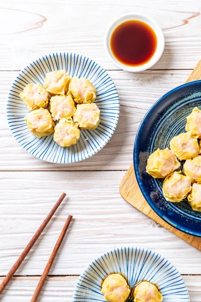 Karides Çince buğulanmış Dumpling sos ile