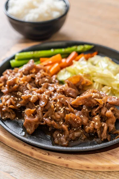 Sliced Pork Steak Hot Plate Asian Style — Stock Photo, Image