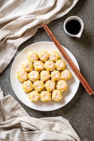 Karides Çince Buğulanmış Dumpling Sos Ile — Stok fotoğraf