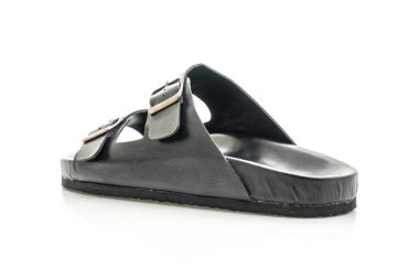 Erkekler beyaz arka plan üzerinde izole sandalet deri