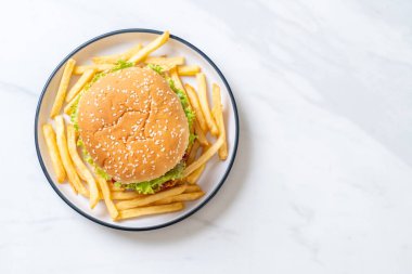 kızarmış tavuk burger - sağlıksız gıda tarzı