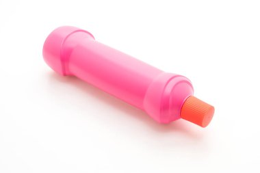 Banyo beyaz arka plan üzerinde izole sıvı şişe Temizleme