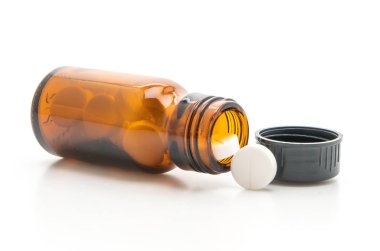 Tablet hap, uyuşturucu, eczane, ilaç veya tıbbi beyaz arka plan üzerinde izole