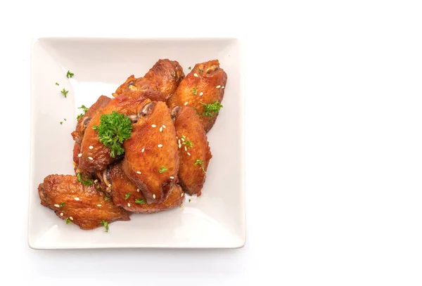 Alitas Pollo Horno Barbacoa Con Sésamo Blanco Aislado Sobre Fondo — Foto de Stock