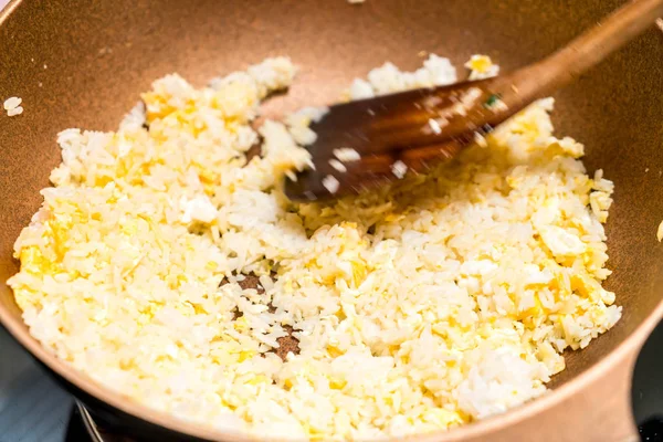 Cocinar Arroz Frito Sartén —  Fotos de Stock