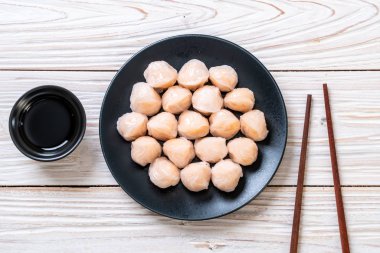 Çin karides pişmiş hamur tatlısı - Asya gıda tarzı