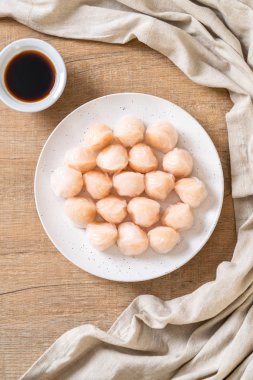 Çin karides pişmiş hamur tatlısı - Asya gıda tarzı