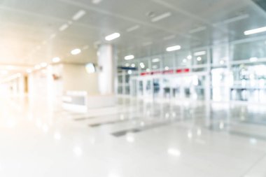 soyut bulanıklık ve boş ofis binası arka plan cam pencere ve kopyalama yeri olan defocused