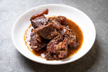 herb - Phuket Tayland geleneksel gıda tarzı ile domuz eti güveç