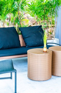 boş açık veranda masa ve sandalye otel ve tatil