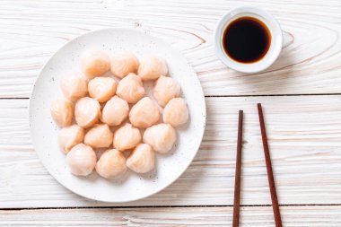 Çin karides pişmiş hamur tatlısı - Asya gıda tarzı