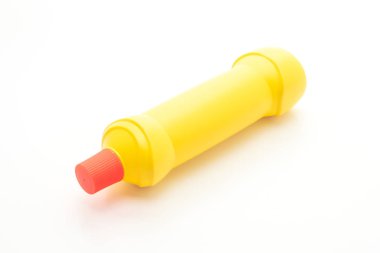 Banyo beyaz arka plan üzerinde izole sıvı şişe Temizleme