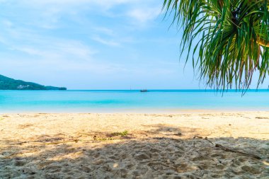 Güzel tropikal plaj ve deniz paradise Island - tatil tatil kavramı