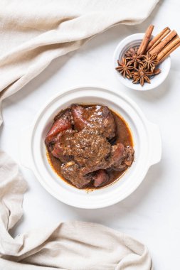 herb - Phuket Tayland geleneksel gıda tarzı ile domuz eti güveç