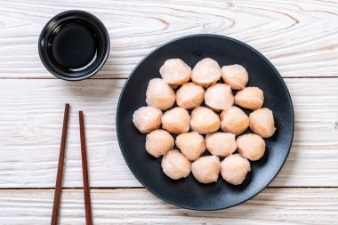 Çin karides pişmiş hamur tatlısı - Asya gıda tarzı