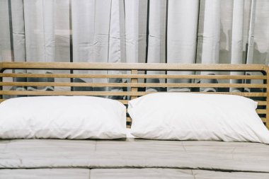 güzel ve rahat yastık dekorasyon yatak - vintage etkisi filtre