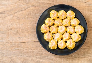 Karides Çince buğulanmış Dumpling sos ile