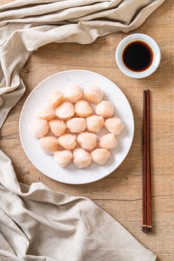 Çin karides pişmiş hamur tatlısı - Asya gıda tarzı