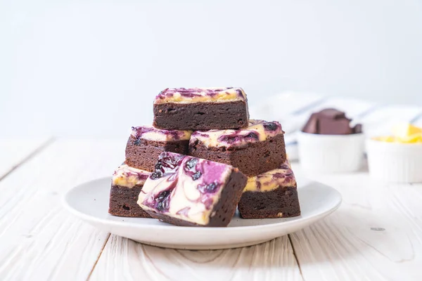 blueberry cheese brownies cake on plate