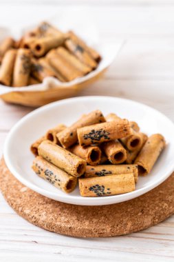 Taylandlı çıtır Hindistan cevizi roll - Tay tatlı snack