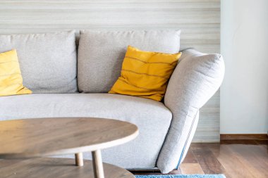 Yastık kanepe dekorasyon iç oturma odasında