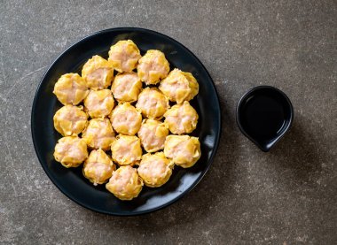 Karides Çince buğulanmış Dumpling sos ile