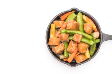 Beyaz arka plan üzerinde izole domuz biftek Japon tarzı