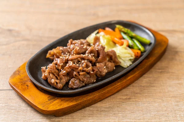 Filete Cerdo Rodajas Placa Caliente Estilo Asiático —  Fotos de Stock