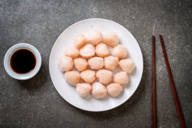 Çin karides pişmiş hamur tatlısı - Asya gıda tarzı