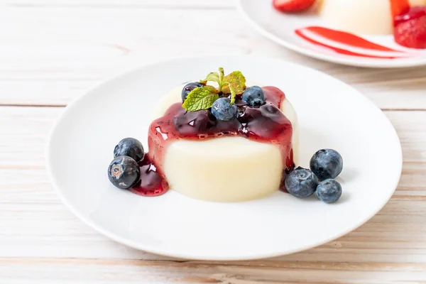 Pudding Yaourt Aux Myrtilles Fraîches Aliments Sains Dessert — Photo