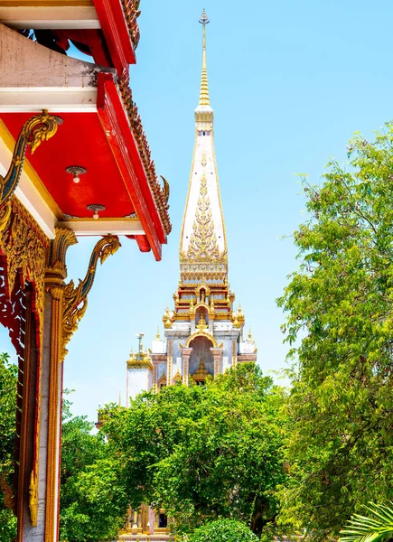 Hermosa Arquitectura Templo Chaitararam Phuket Tailandia — Foto de Stock