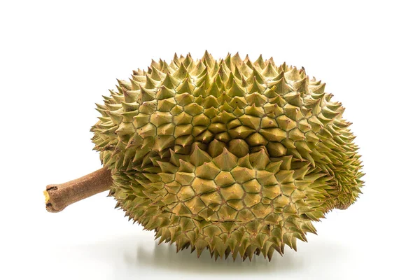 Beyaz arkaplanda izole edilmiş taze Durian meyvesi