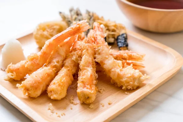 Γαρίδες Τεμπούρα Γαρίδες Πανέ Τηγανητό Λαχανικά Στυλ Ιαπωνικό Φαγητό — Φωτογραφία Αρχείου