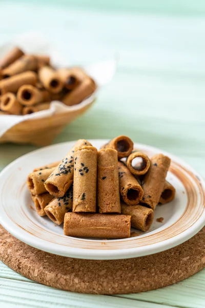 Taylandlı çıtır Hindistan cevizi roll - Tay tatlı snack