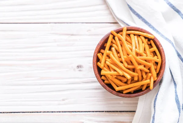 bir kapta tuz sopa bisküvi