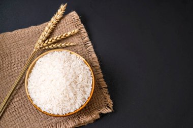 Beyaz ham Tay Yasemin pirinç
