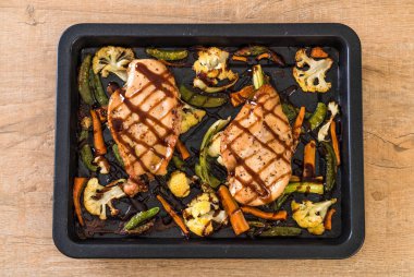 kızartma sebze ve barbrcue tavuk sosu