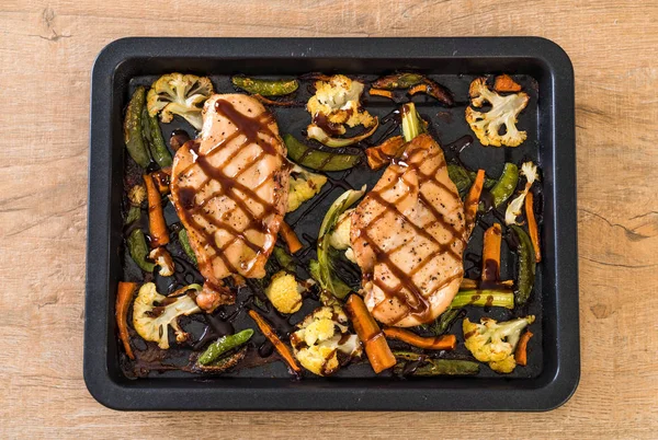 kızartma sebze ve barbrcue tavuk sosu