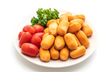 domuz eti kokteyl sosisi beyaz arka plan üzerinde izole